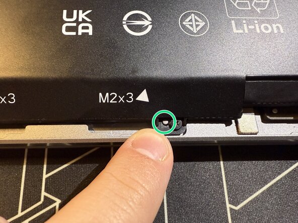 HP ZBook STUDIO X360 G5 Battery Replacement, Install New Battery: crwdns2935265:04crwdnd2935265:02crwdnd2935265:03crwdne2935265:0