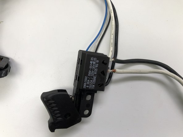 Milwaukee Reciprocating Saw 6538-21-B36B (2010) Power Cord Replacement: crwdns2935265:04crwdnd2935265:03crwdnd2935265:03crwdne2935265:0