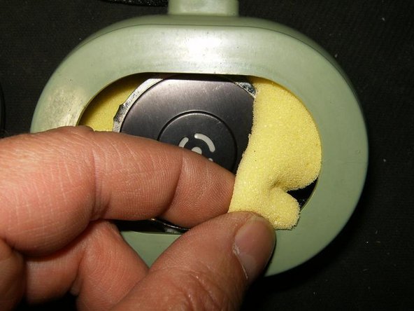 David Clark Over-Ear Headphones Right Dome Replacement: crwdns2935265:05crwdnd2935265:02crwdnd2935265:03crwdne2935265:0