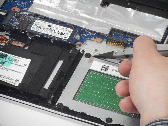 HP ProBook 440 G6 Touchpad Replacement, Touchpad: шаг 7, изображение 3 из 3