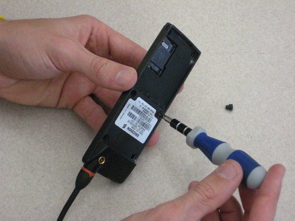 Disassembling Ericsson CF 388 Circuit Board: crwdns2935265:07crwdnd2935265:02crwdnd2935265:02crwdne2935265:0