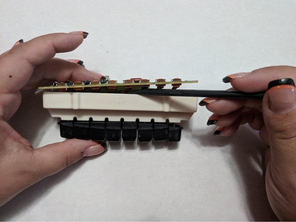 Oster BLSTSS-PZO Gear Shaft Replacement: crwdns2935265:05crwdnd2935265:02crwdnd2935265:03crwdne2935265:0