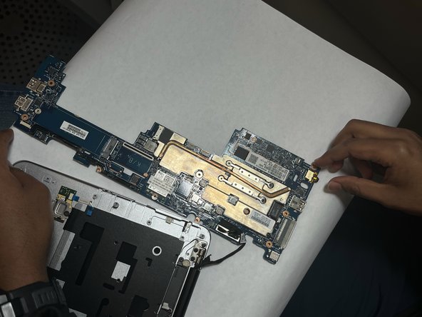 HP EliteBook Folio 1020 G1 Speaker Replacement: crwdns2935265:010crwdnd2935265:02crwdnd2935265:02crwdne2935265:0