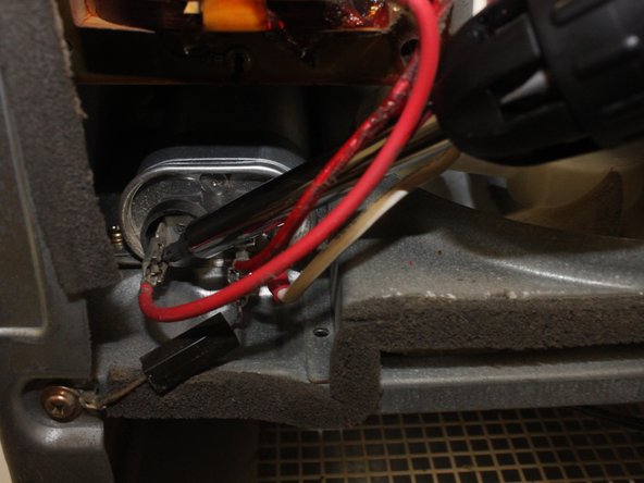 Quasar Microwave Capacitor Replacement, Capacitor: crwdns2935265:05crwdnd2935265:02crwdnd2935265:02crwdne2935265:0