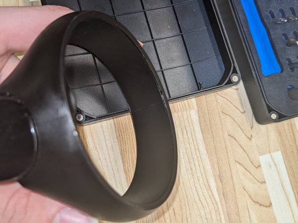 Oculus Quest Joystick Replacement, IR Ring Shield Reinstallation: stap 0, afbeelding 3 van 3
