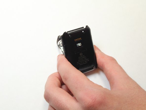 Samsung Gear Live Motherboard Replacement, Lift off the back cover: crwdns2935265:07crwdnd2935265:02crwdnd2935265:02crwdne2935265:0