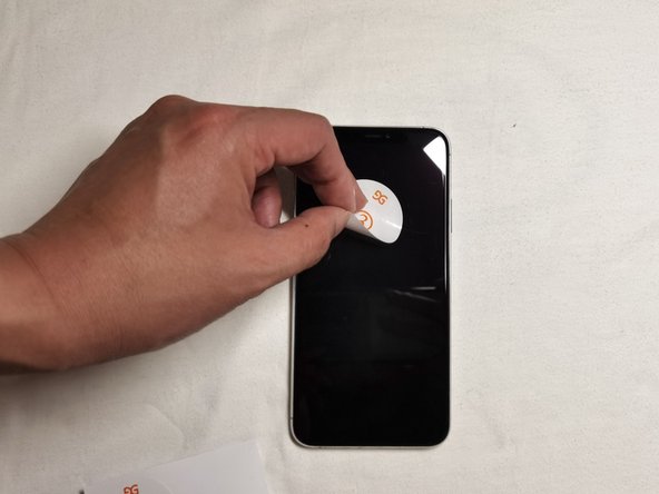 How to Apply a Screen Protector for iPhone11 Pro Max