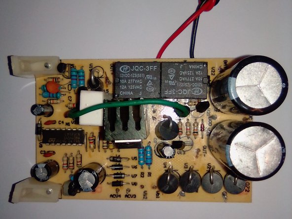 Stealth Regulated DC power supply Teardown: crwdns2935265:05crwdnd2935265:03crwdnd2935265:03crwdne2935265:0
