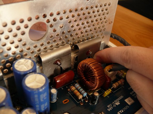 Behringer Eurolive B212D Audio Amplification PCB Replacement: crwdns2935265:010crwdnd2935265:02crwdnd2935265:02crwdne2935265:0