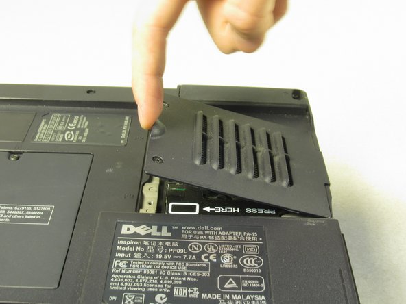 Dell Inspiron 9100 Fan 2 Replacement, Fan 2: crwdns2935265:03crwdnd2935265:02crwdnd2935265:02crwdne2935265:0