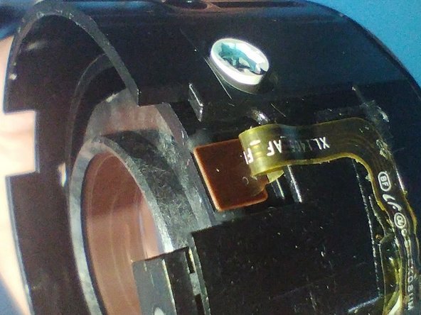 Samsung NX 50-150 f/2.8 S Lens - Focus Cable Repair, Focus group extra pictures: crwdns2935265:032crwdnd2935265:03crwdnd2935265:03crwdne2935265:0