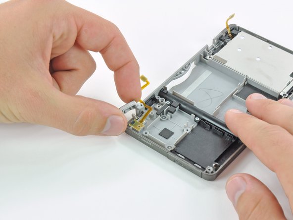 Nintendo 3DS Left Shoulder Button Replacement: crwdns2935265:08crwdnd2935265:03crwdnd2935265:03crwdne2935265:0