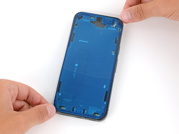 Google Pixel 10 Screen Replacement, Orient the adhesive: crwdns2935265:016crwdnd2935265:03crwdnd2935265:03crwdne2935265:0