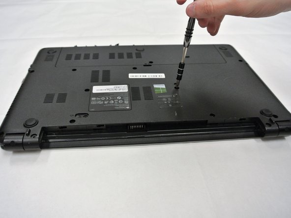 Gateway NE51006u LCD Screen Replacement: crwdns2935265:09crwdnd2935265:02crwdnd2935265:02crwdne2935265:0