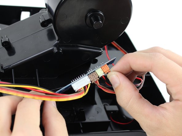 Petnet SmartFeeder SF10E 12 Pin Connector Replacement: crwdns2935265:07crwdnd2935265:02crwdnd2935265:03crwdne2935265:0