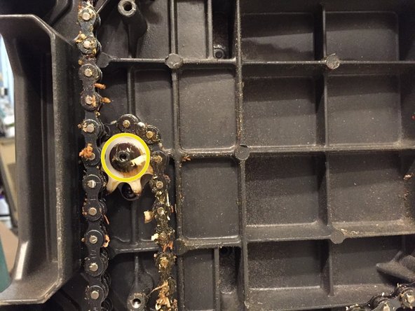 Ridgid R4300 Planer Cutting head with Byrd SHELIX Helical Cutter Head Replacement, Remove elevating shaft gear: crwdns2935265:05crwdnd2935265:03crwdnd2935265:03crwdne2935265:0