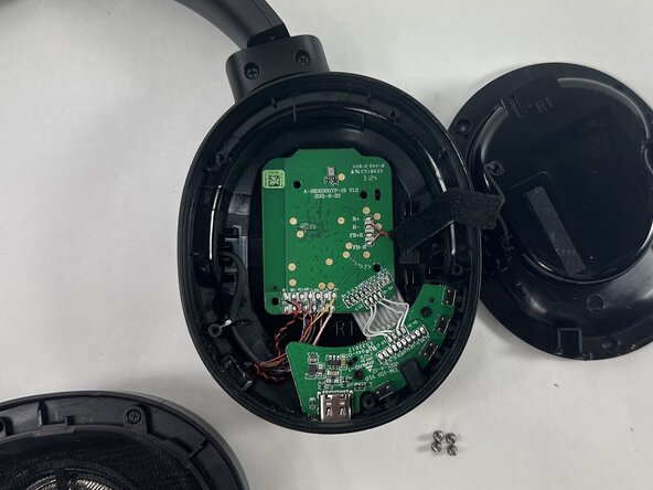 Edifier W820NB Plus Motherboard Replacement: crwdns2935265:011crwdnd2935265:03crwdnd2935265:03crwdne2935265:0