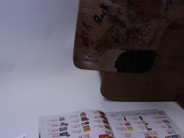 How to Restore a Student Desk: crwdns2935265:05crwdnd2935265:03crwdnd2935265:03crwdne2935265:0