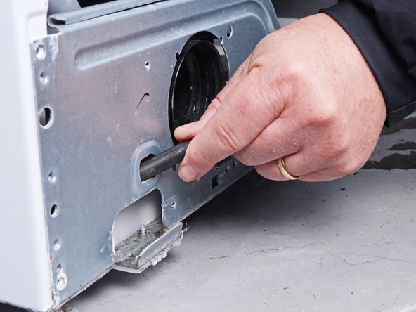 LG Front Load Washing Machine Drain Pump Motor Replacement, Reposition the drain hose: crwdns2935265:028crwdnd2935265:02crwdnd2935265:03crwdne2935265:0