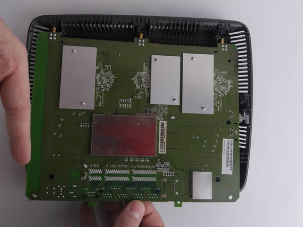 Linksys EA9200 Power Switch Replacement: crwdns2935265:05crwdnd2935265:03crwdnd2935265:03crwdne2935265:0