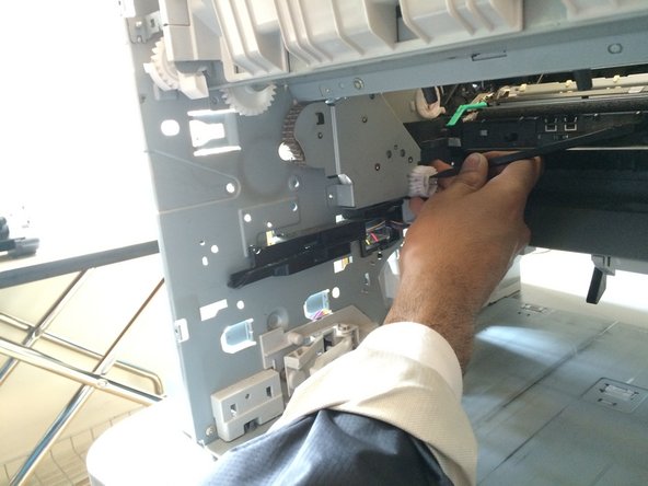 LaserJet P4014DN Printer Swing Plate Fuser Drive (Swing Plate Assembly) Replacement: crwdns2935265:027crwdnd2935265:02crwdnd2935265:03crwdne2935265:0