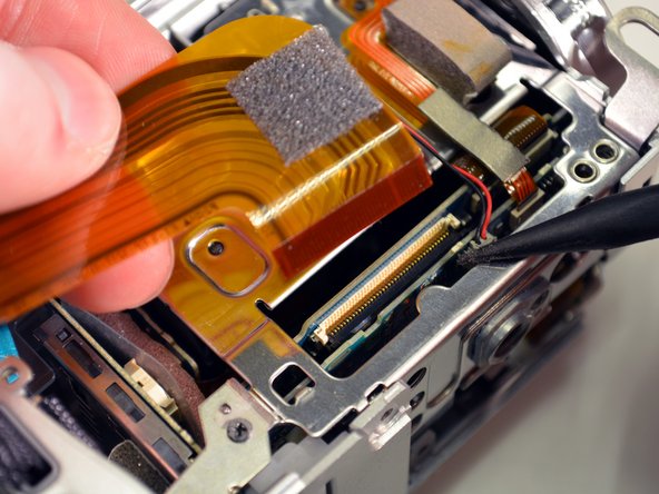 Sony Handycam DCR-SR68  Lens replacment Replacement: crwdns2935265:012crwdnd2935265:02crwdnd2935265:02crwdne2935265:0