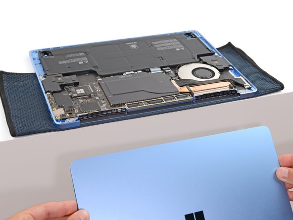 Microsoft Surface Laptop 7 (13.8-inch) Screen Replacement