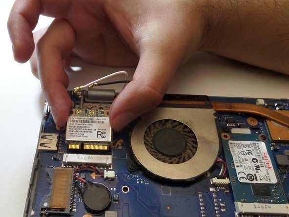 Samsung Chromebook XE550C22 Wifi Card Replacement: crwdns2935265:010crwdnd2935265:02crwdnd2935265:02crwdne2935265:0