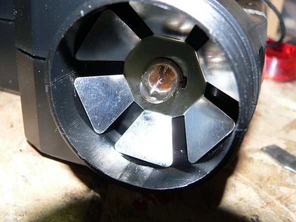 Celestron Powertank 12v DC rechargeable power station: crwdns2935265:05crwdnd2935265:02crwdnd2935265:02crwdne2935265:0