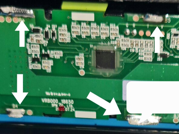Disassembling Samsung Vacuum Battery VCA-RBT80 VR30T80313W/WA, Desolder and unscrew PCB: crwdns2935265:03crwdnd2935265:01crwdnd2935265:03crwdne2935265:0