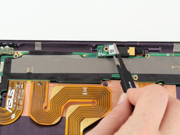 Eee Pad Transformer Prime TF201 LED Chip Replacement, LED Chip: crwdns2935265:07crwdnd2935265:02crwdnd2935265:02crwdne2935265:0