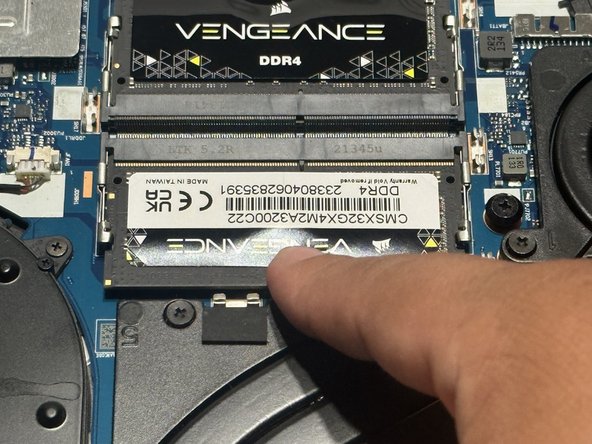 Lenovo Legion 5 17ACH6H RAM Replacement: crwdns2935265:013crwdnd2935265:03crwdnd2935265:03crwdne2935265:0