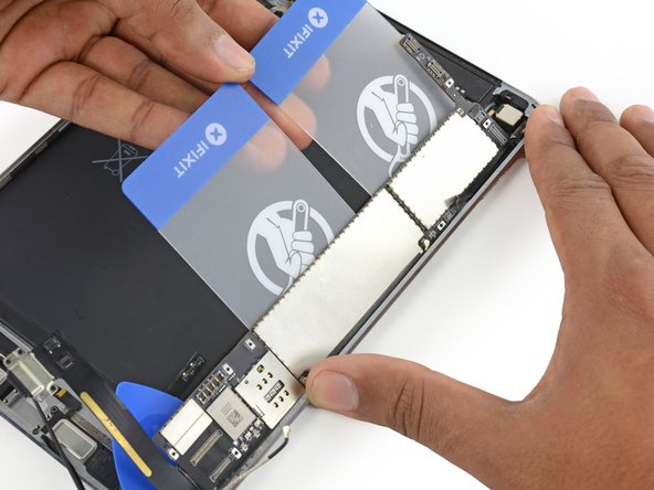 iPad mini 4 LTE Logic Board Replacement: crwdns2935265:056crwdnd2935265:02crwdnd2935265:02crwdne2935265:0
