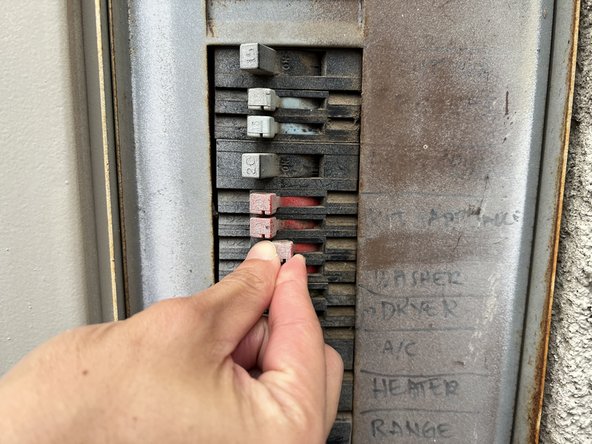 Replacing an LED Light Fixture: step 3, image 2 of 3