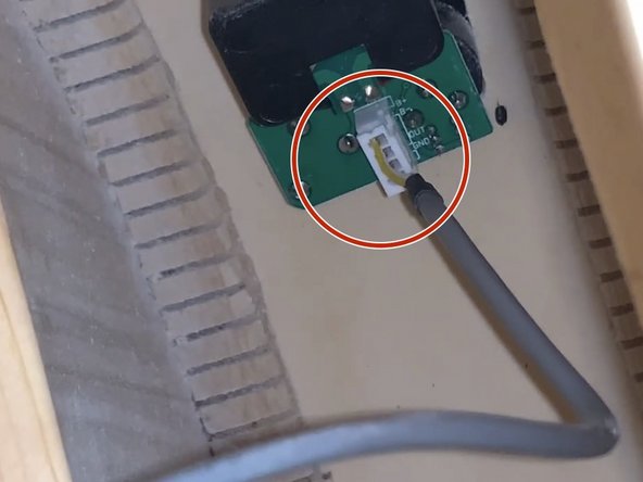 Acoustic Bass Preamp Replacement: crwdns2935265:014crwdnd2935265:02crwdnd2935265:02crwdne2935265:0