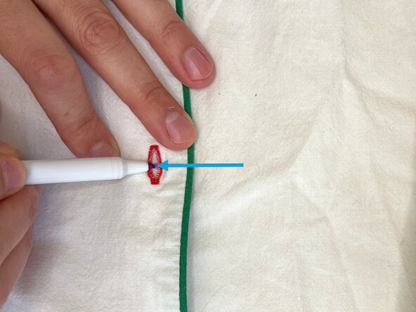 Sew a Button onto Heavy Fabric, Troubleshooting: crwdns2935265:013crwdnd2935265:03crwdnd2935265:03crwdne2935265:0