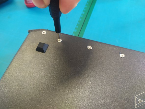 6- Montage PC Infinity, Montage des blocs arrière: étape 3, image 2 de 3