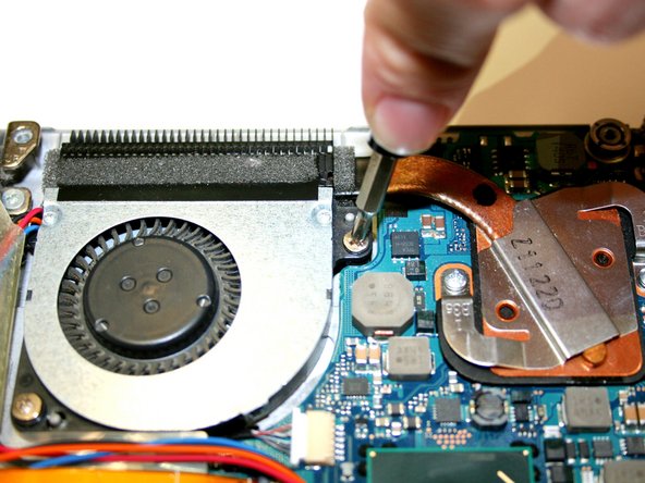 Portege Z830-S8302 Internal Cooling Fan Replacement: crwdns2935265:05crwdnd2935265:03crwdnd2935265:03crwdne2935265:0