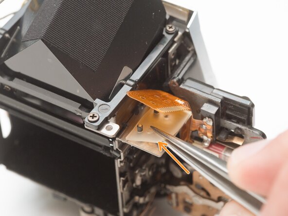 Pentax Super Program Front Lens Board Removal, Detach front flex PCB: crwdns2935265:024crwdnd2935265:02crwdnd2935265:02crwdne2935265:0