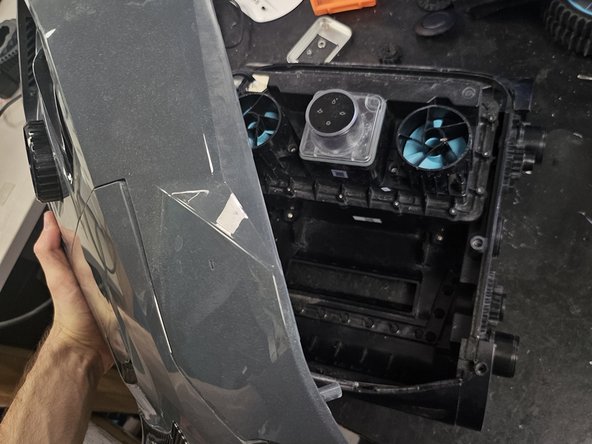 Aiper Seagull Pro: Teardown, Chassis: crwdns2935265:09crwdnd2935265:03crwdnd2935265:03crwdne2935265:0