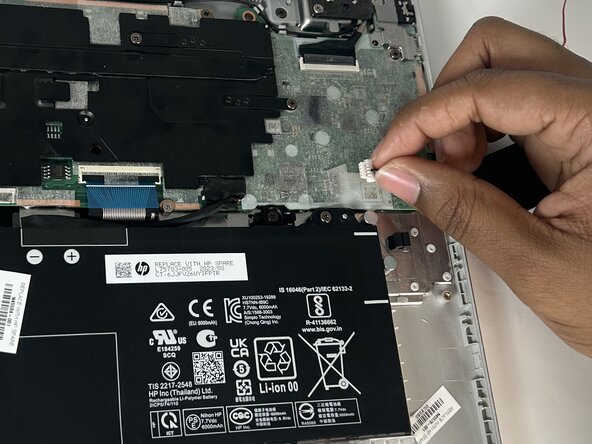 HP Chromebook 15a-nb0013dx Speakers Replacement: crwdns2935265:06crwdnd2935265:03crwdnd2935265:03crwdne2935265:0