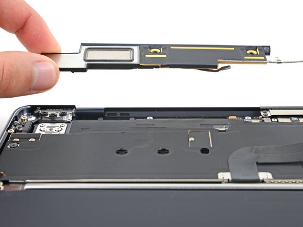 MacBook Air 2022 (M2) Right Speaker Replacement, Remove the speaker: crwdns2935265:019crwdnd2935265:02crwdnd2935265:02crwdne2935265:0