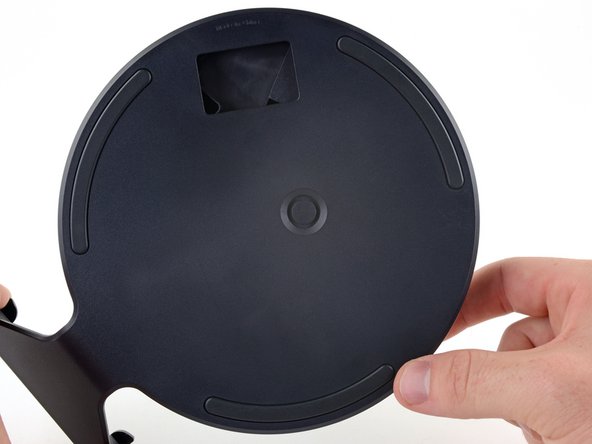 PlayStation 5 (2021 revision) Motherboard Replacement, Close the cubby: crwdns2935265:05crwdnd2935265:02crwdnd2935265:03crwdne2935265:0