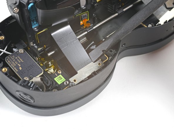 HTC Vive XR Elite Motion Sensor Replacement, Disconnect the lens assembly cables: crwdns2935265:040crwdnd2935265:03crwdnd2935265:03crwdne2935265:0