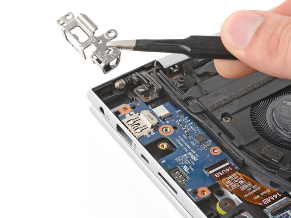 HP EliteBook 845 G9 USB Board Replacement: crwdns2935265:015crwdnd2935265:03crwdnd2935265:03crwdne2935265:0