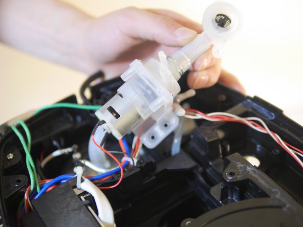 Keurig K70 Water Pump Replacement: crwdns2935265:05crwdnd2935265:02crwdnd2935265:02crwdne2935265:0