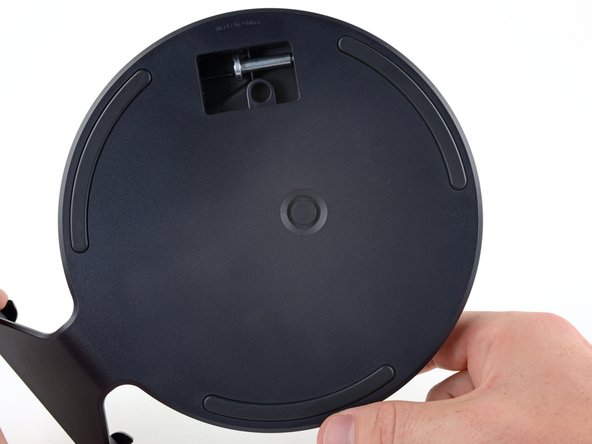 PlayStation 5 (2021 revision) Motherboard Replacement, Close the cubby: crwdns2935265:05crwdnd2935265:01crwdnd2935265:03crwdne2935265:0