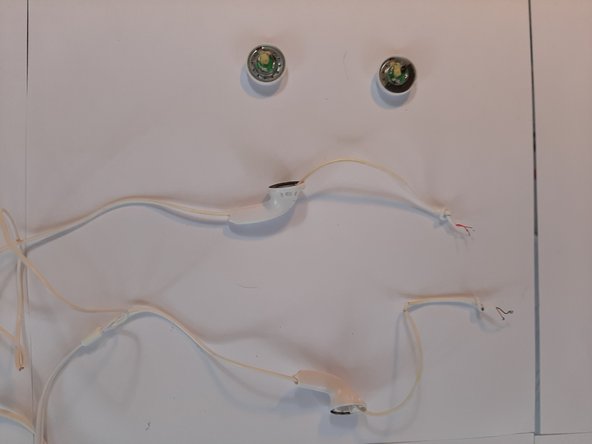 How to Replace your Earbud's Cable: crwdns2935265:04crwdnd2935265:03crwdnd2935265:03crwdne2935265:0