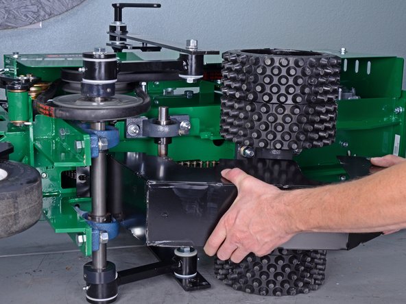 Classen Sod Cutter HSC18AHD 2018 Upper Drive Chain Replacement: crwdns2935265:010crwdnd2935265:02crwdnd2935265:03crwdne2935265:0