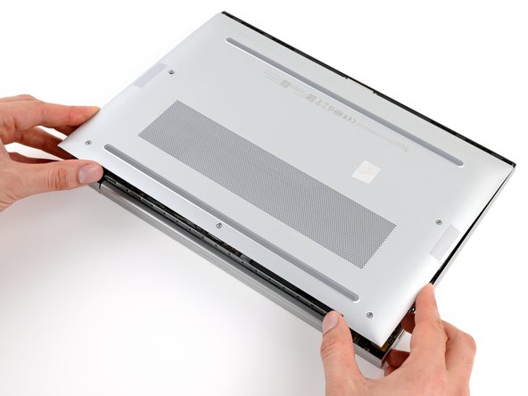 HP EliteBook 840 G9 Memory Module Replacement, Remove the bottom cover: crwdns2935265:06crwdnd2935265:02crwdnd2935265:03crwdne2935265:0